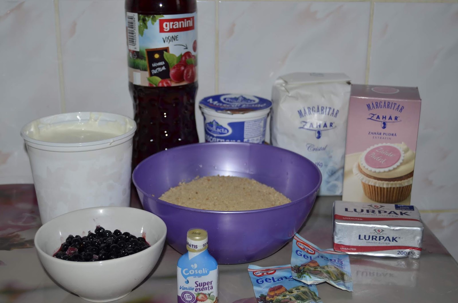 Cheesecake cu fructe de padure