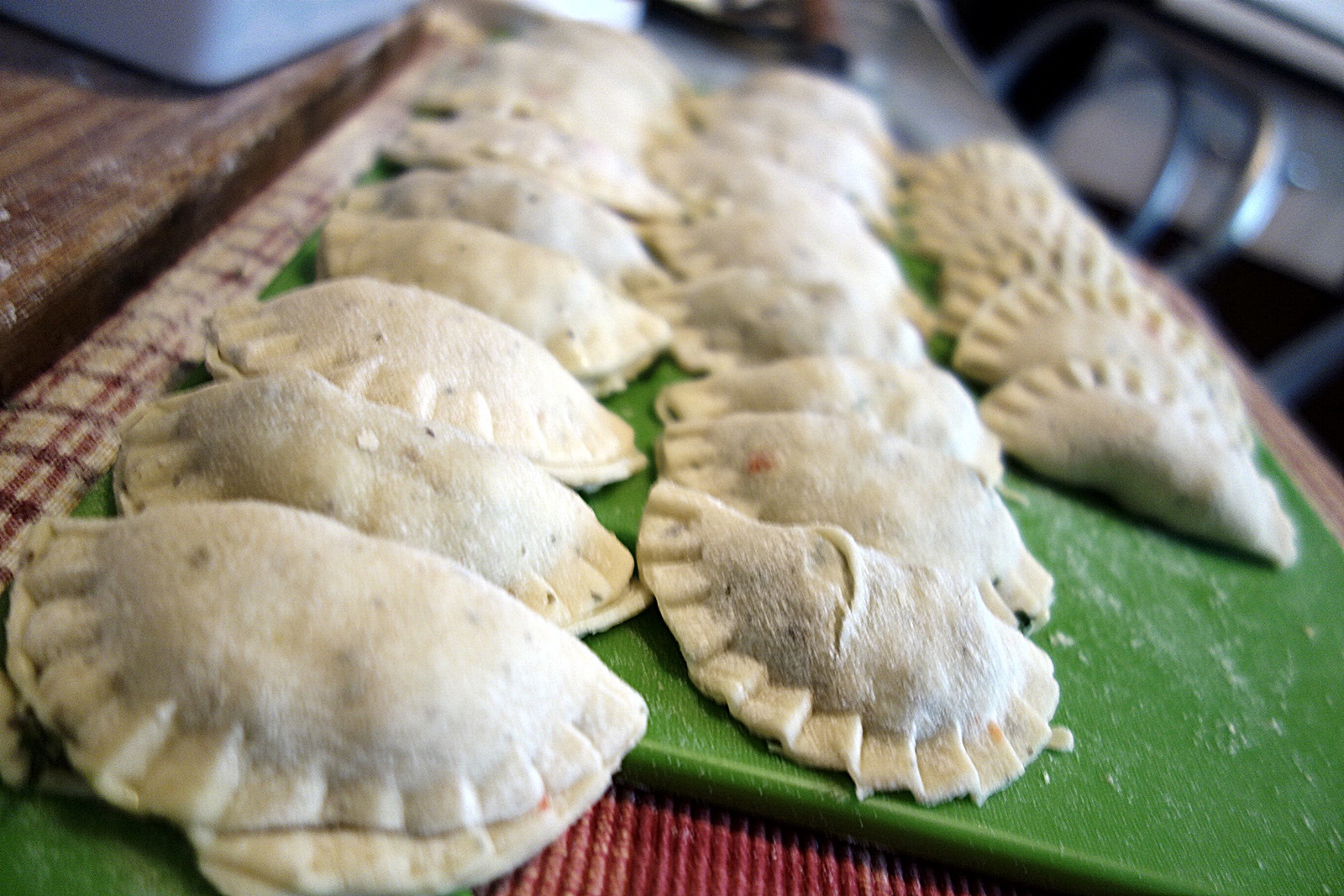 Supa de legume cu coltunasi de casa