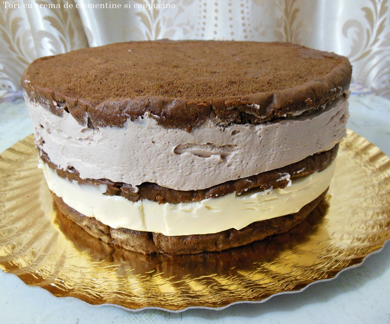 Tort cu crema de clementine si cappucino