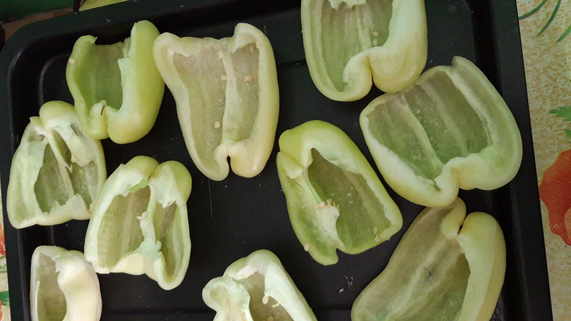 Ardei umpluti cu conopida la cuptor