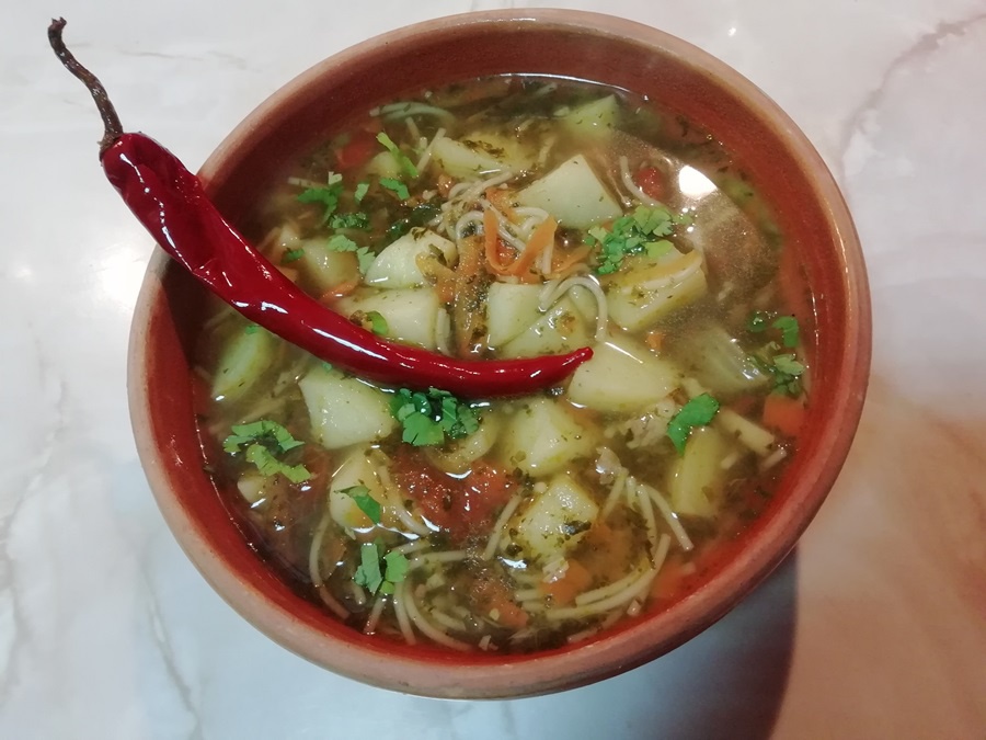 Ciorba de spanac cu zeama de varza murata