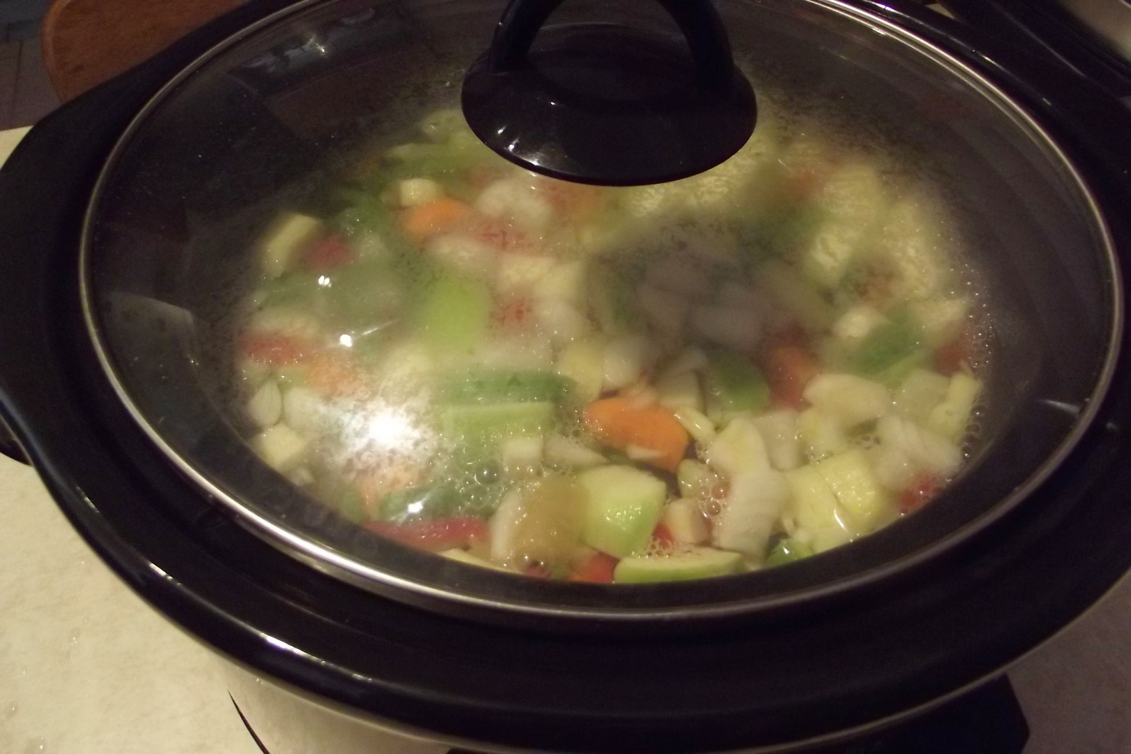 Ciorba de fasole verde si dovlecei la slow cooker Crock-Pot 4,7 L