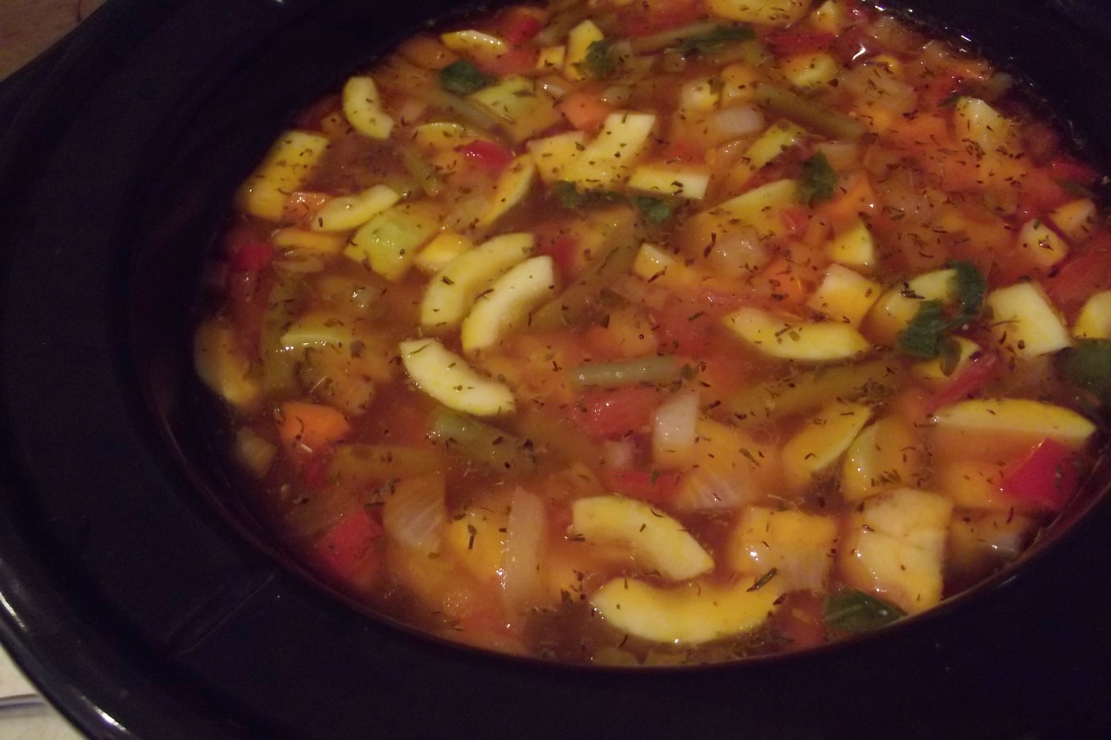 Ciorba de fasole verde si dovlecei la slow cooker Crock-Pot 4,7 L