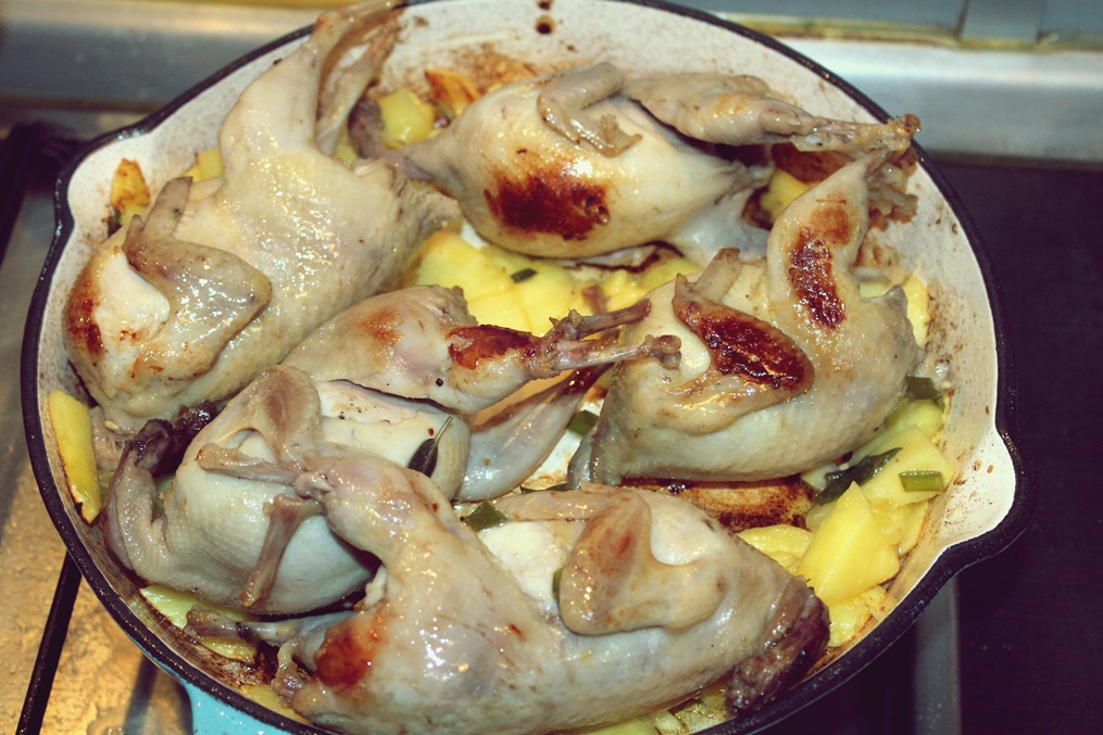 Prepelite cu ananas si ciuperci la slow cooker Crock-Pot