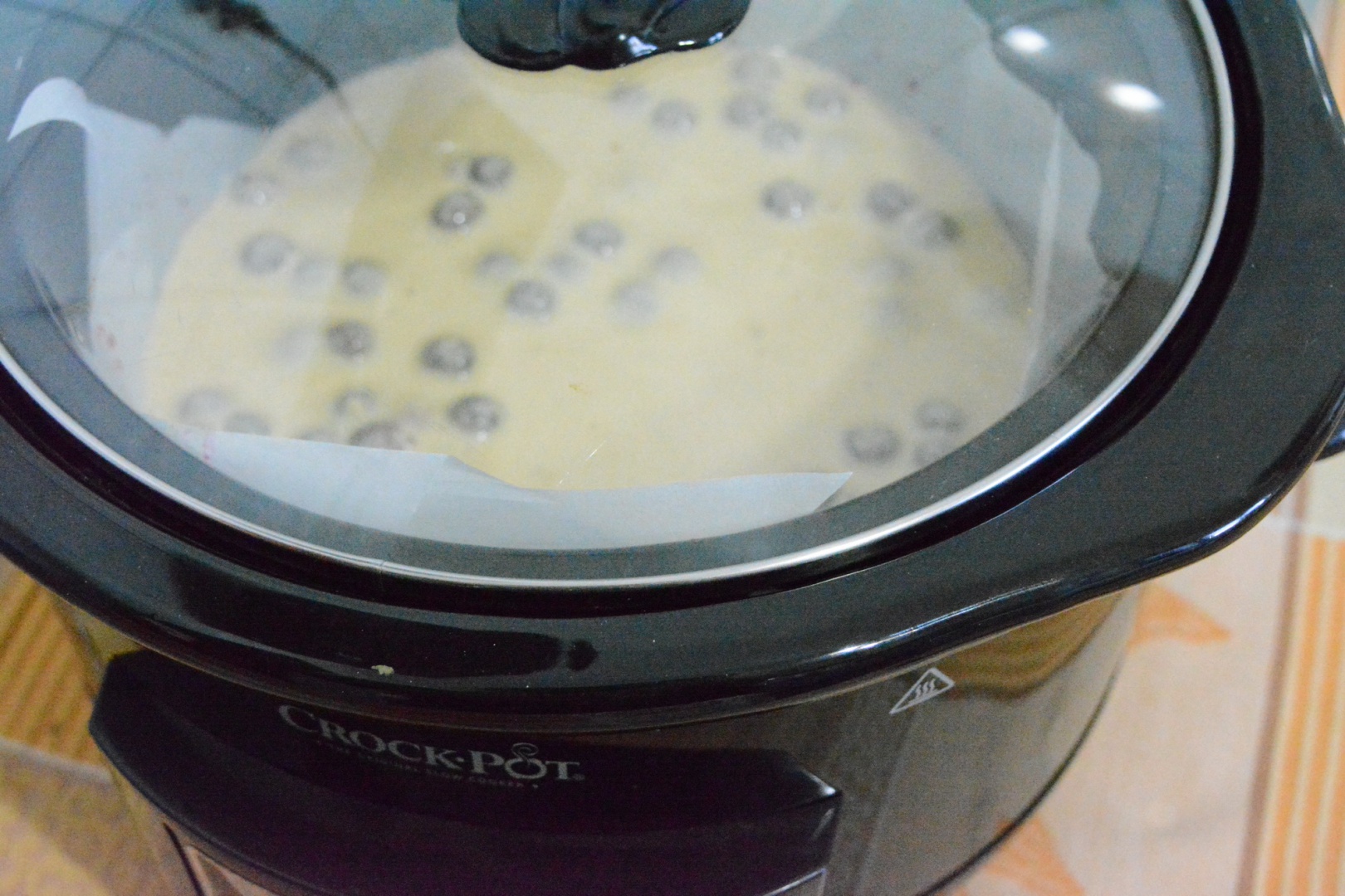 Prajitura rasturnata cu zmeura si fulgi de chili la slow cooker Crock-Pot