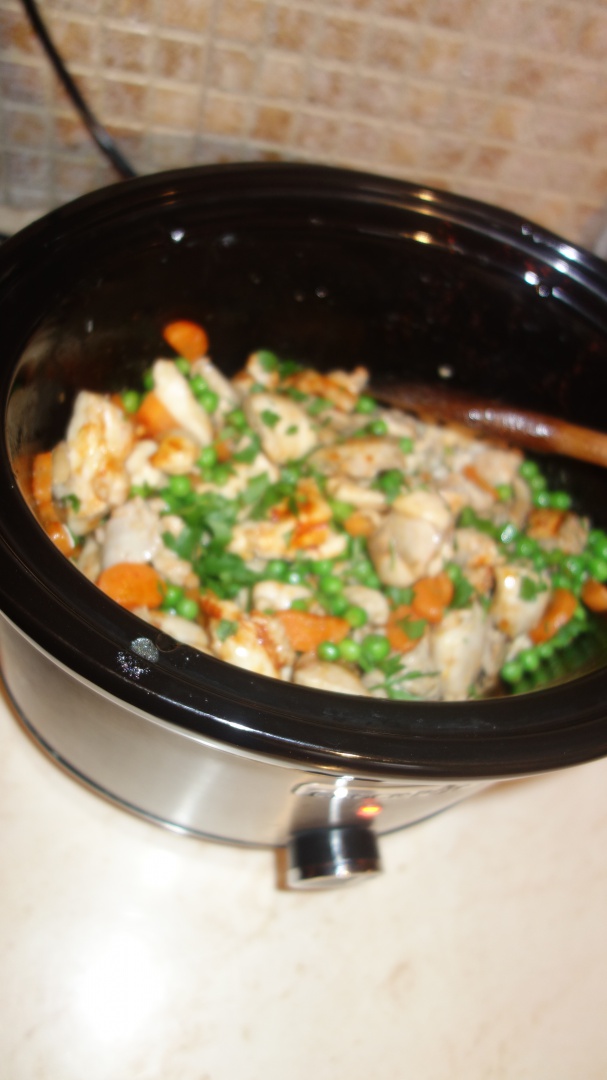 Mazare cu pulpe dezosate de pui, gatita la slow cooker Crock-Pot Manual 3.5 l