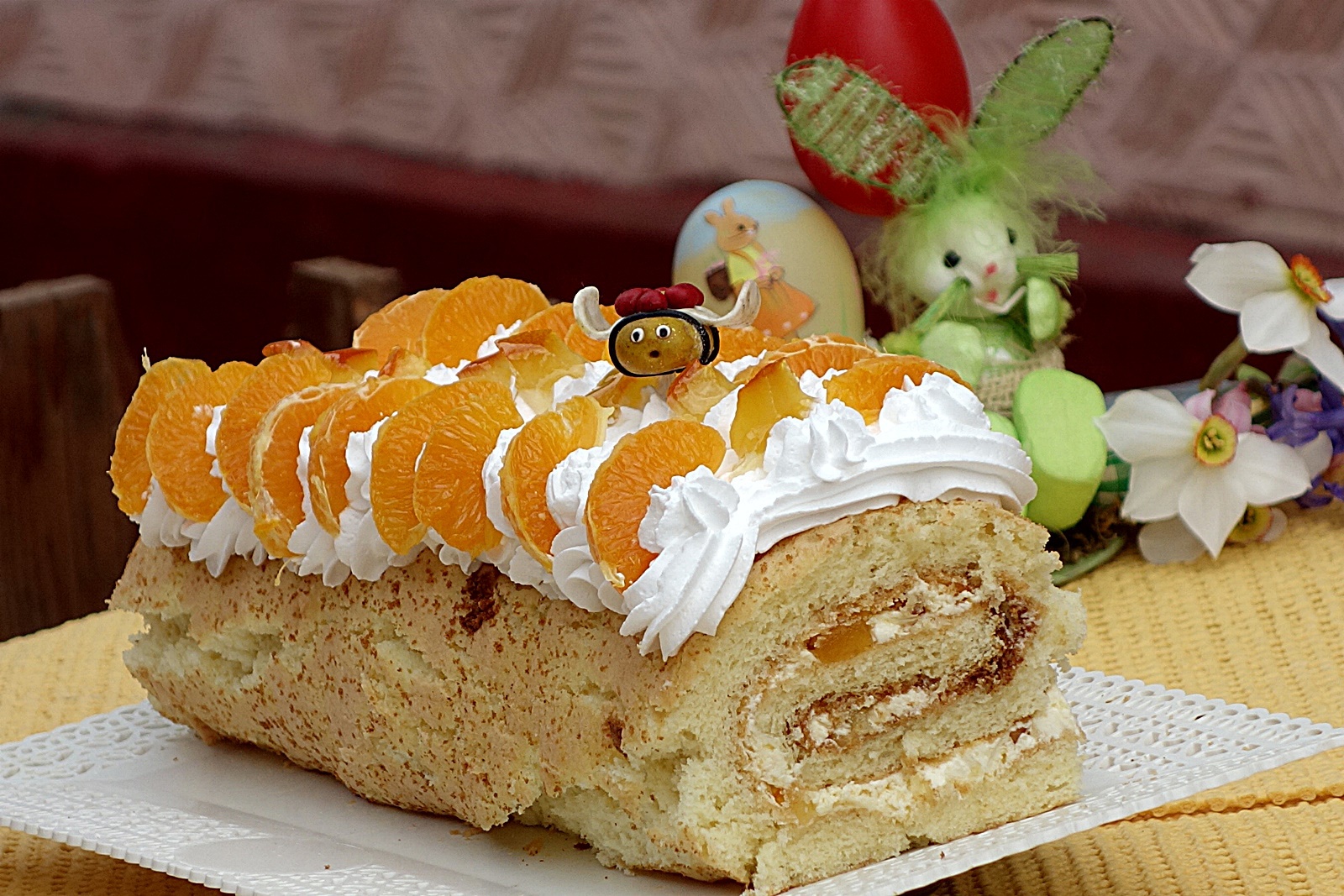 Rulada cu mascarpone si dulceata din coji de portocala