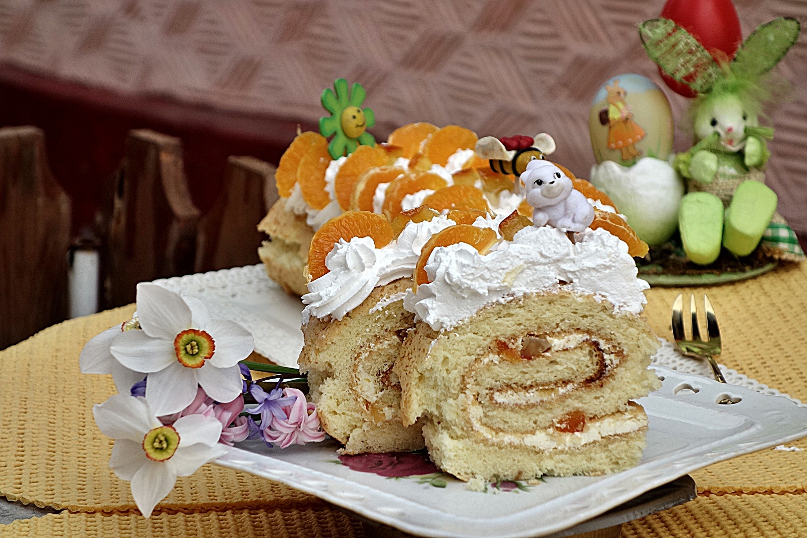 Rulada cu mascarpone si dulceata din coji de portocala