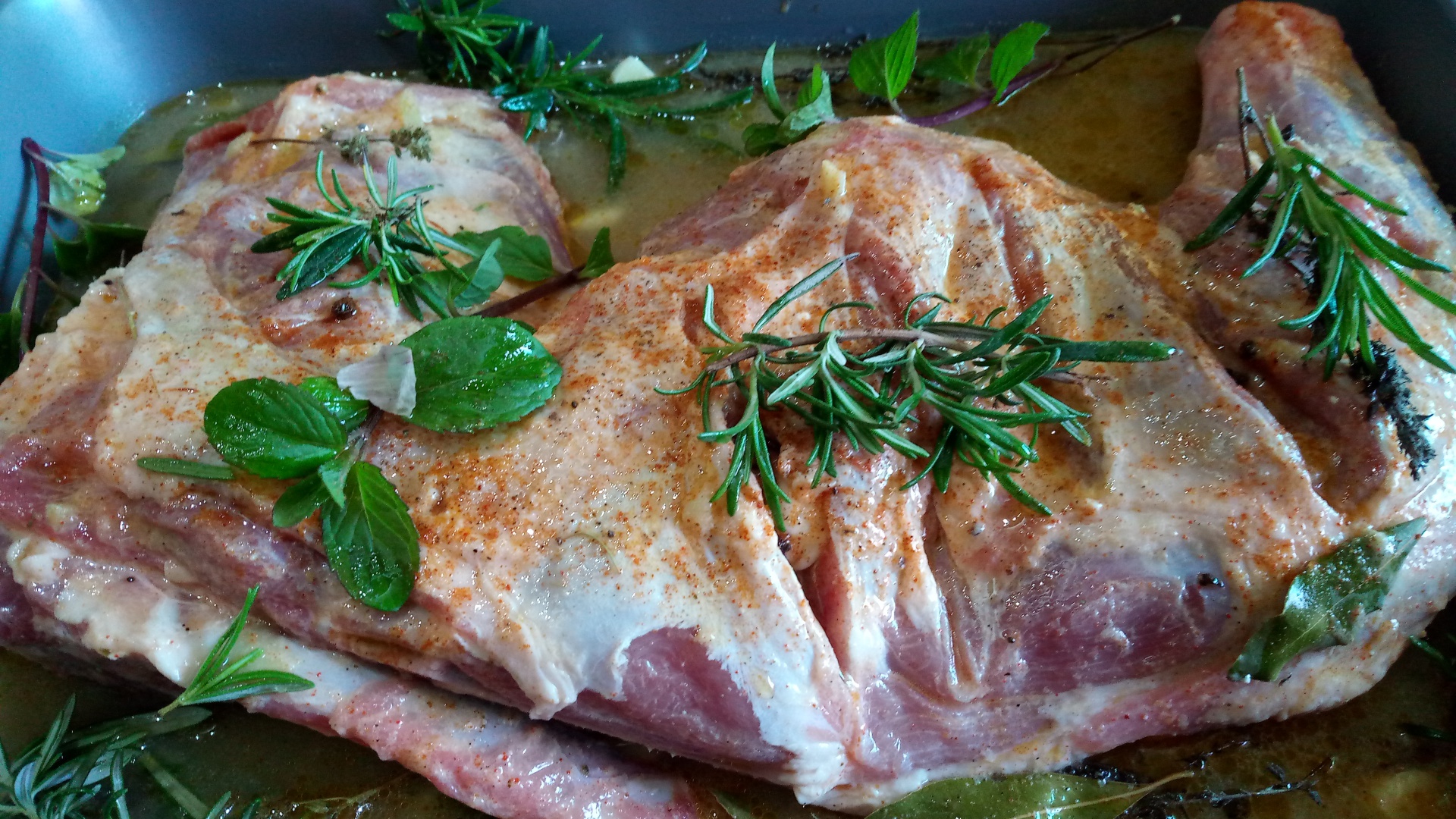 Friptura frageda de miel la cuptor