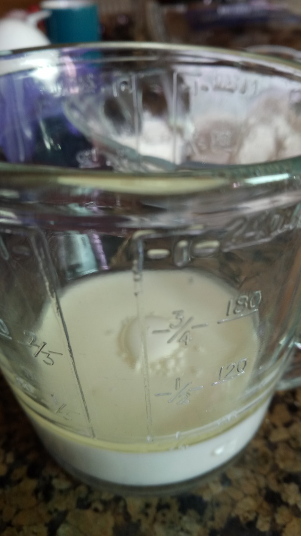 Rulada cu frisca, banane si kiwi