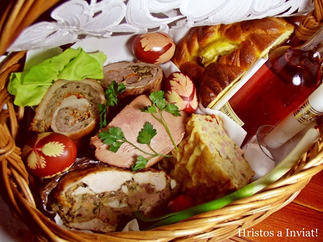 Rulada din fleica de porc, cu carne tocata