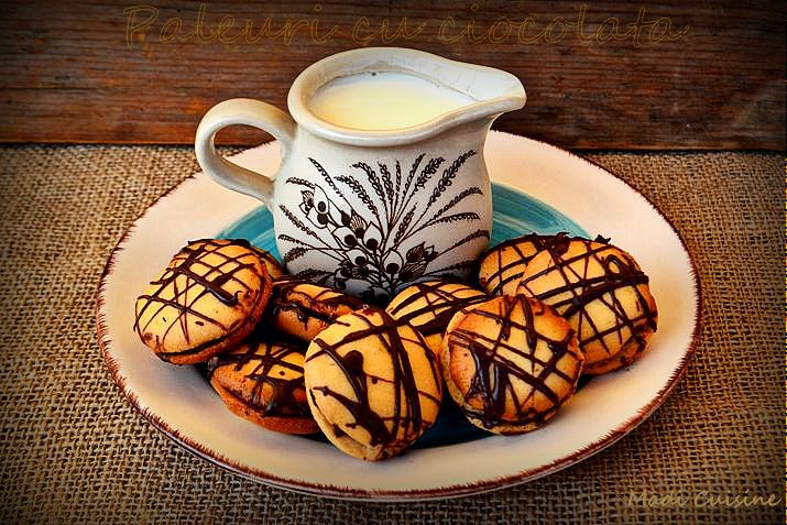 Paleuri cu ciocolata. Reteta simpla de fursecuri de cofetarie cu crema de ciocolata