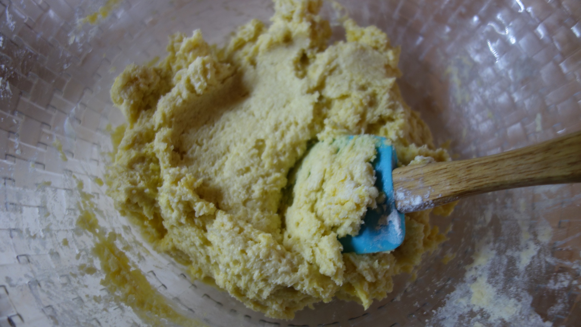 Tarta cu smochine, fructe de padure si doua creme