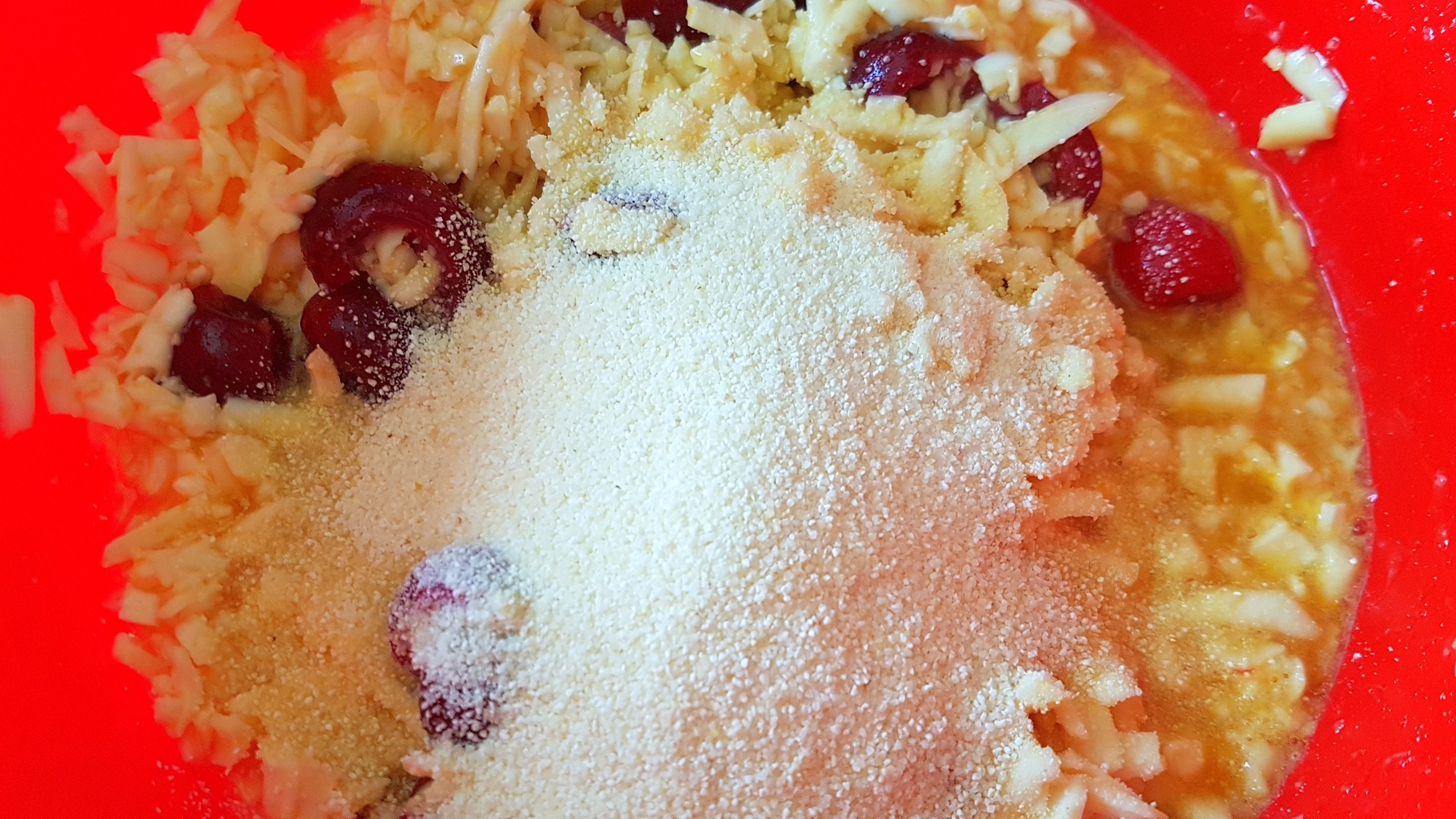 Prajitura turnata cu branza si visine