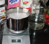 Budinca din perle de tapioca cu dulceata de capsuni