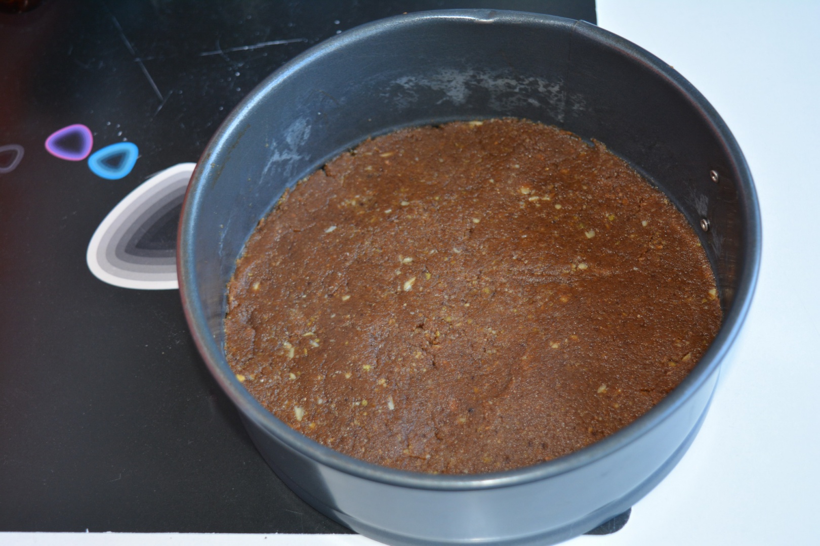 Cheesecake fara coacere cu caise. Reteta rapida si delicioasa