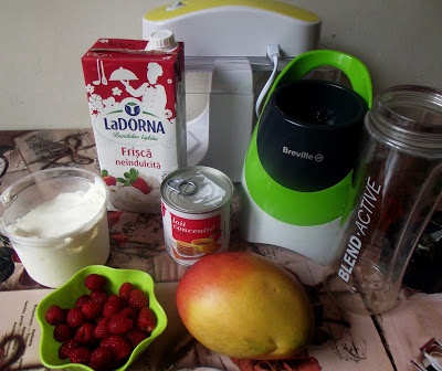 Inghetata cu mango si zmeura