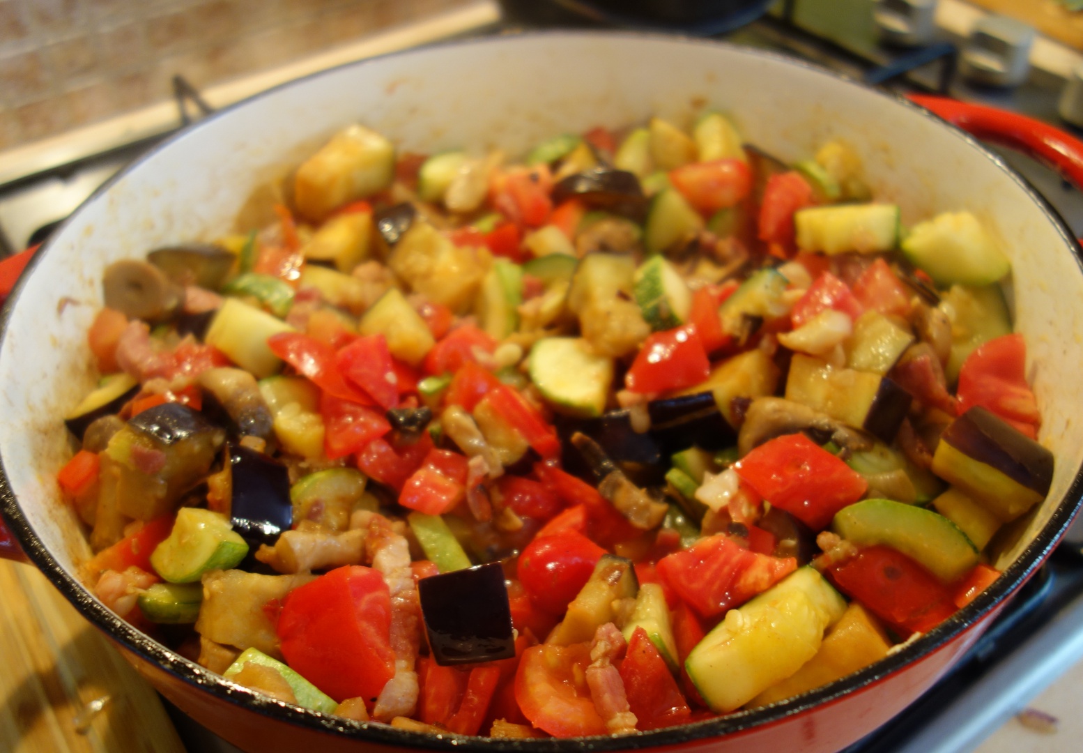 Ghiveci de legume si midii afumate