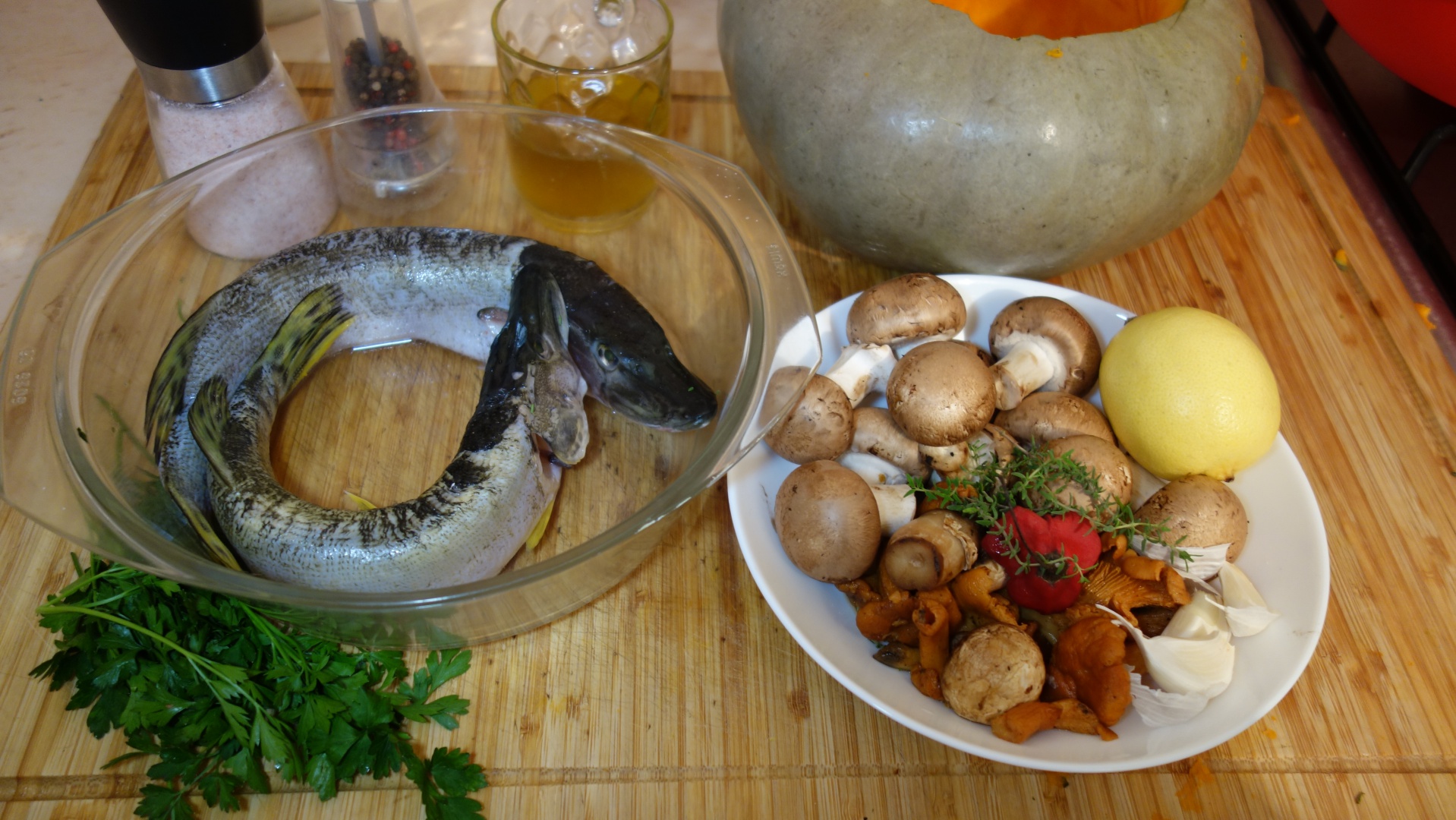 Dovleac umplut cu stiuca si ciuperci