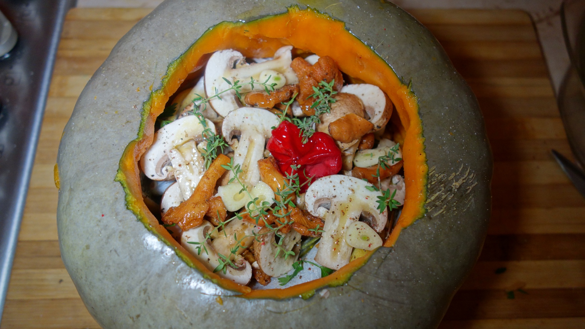 Dovleac umplut cu stiuca si ciuperci