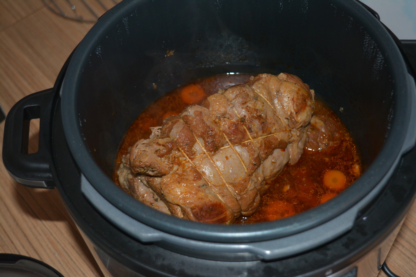 Cotlet de vitel cu piure de mazare