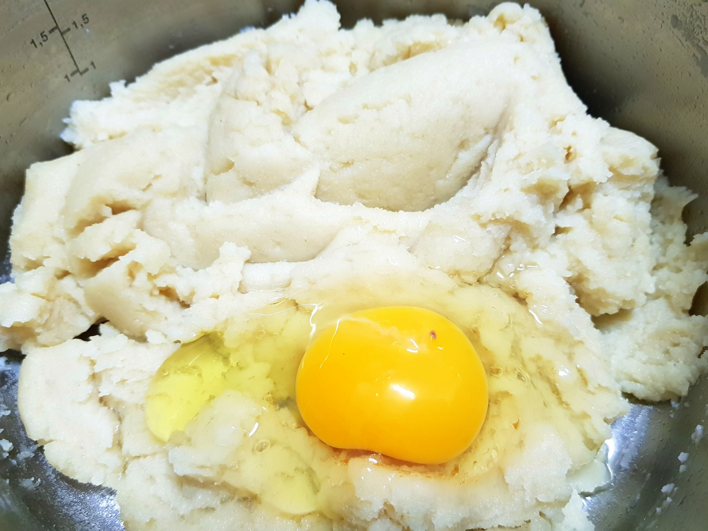 Eclere cu crema de vanilie