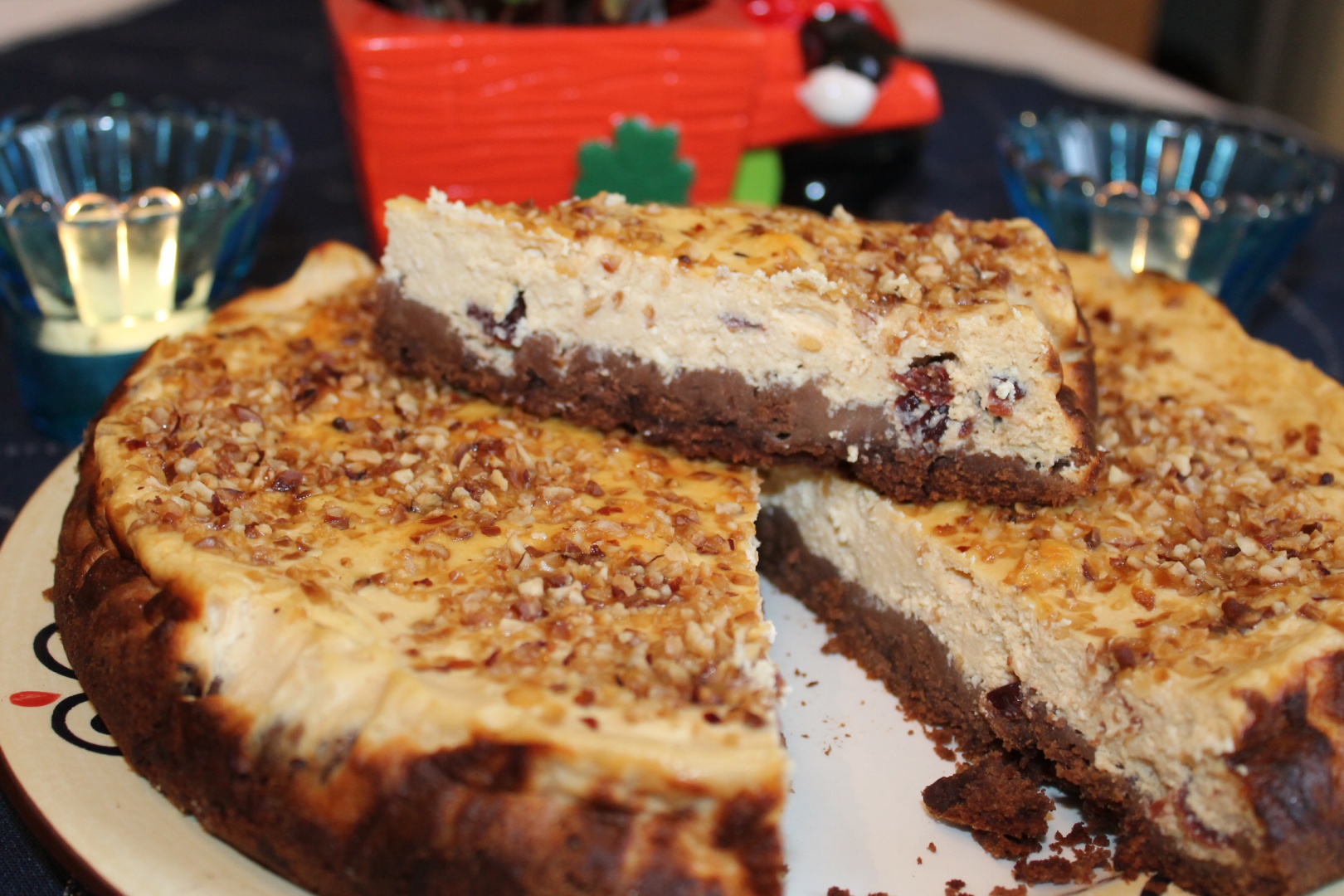 Cheesecake cu merisoare si alune