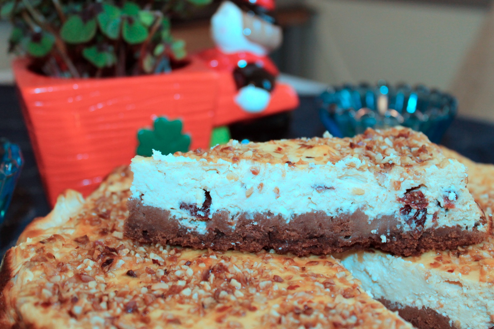 Cheesecake cu merisoare si alune