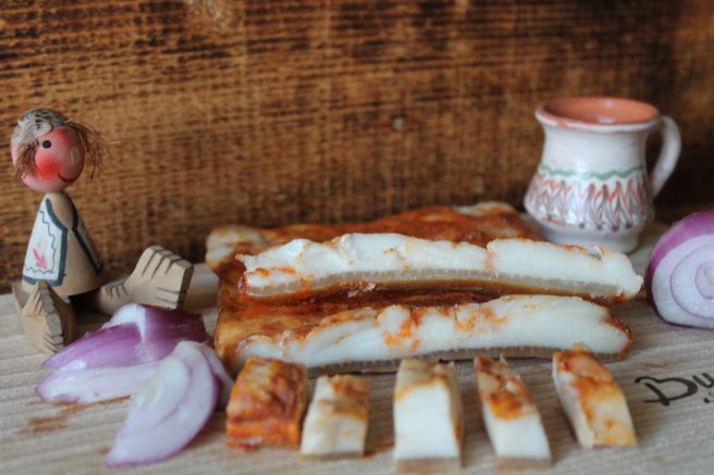 Slanina cu boia fiarta in zeama de varza