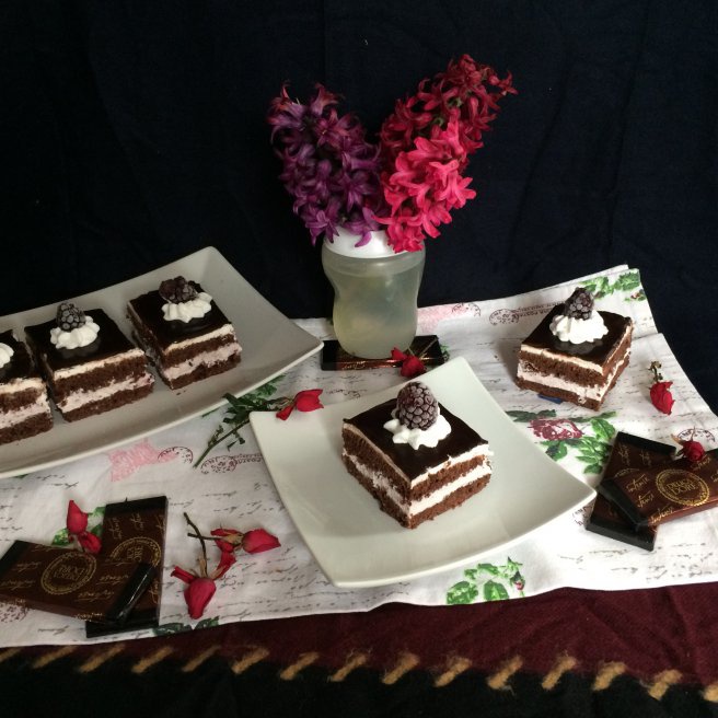 Prajitura cu crema de mure