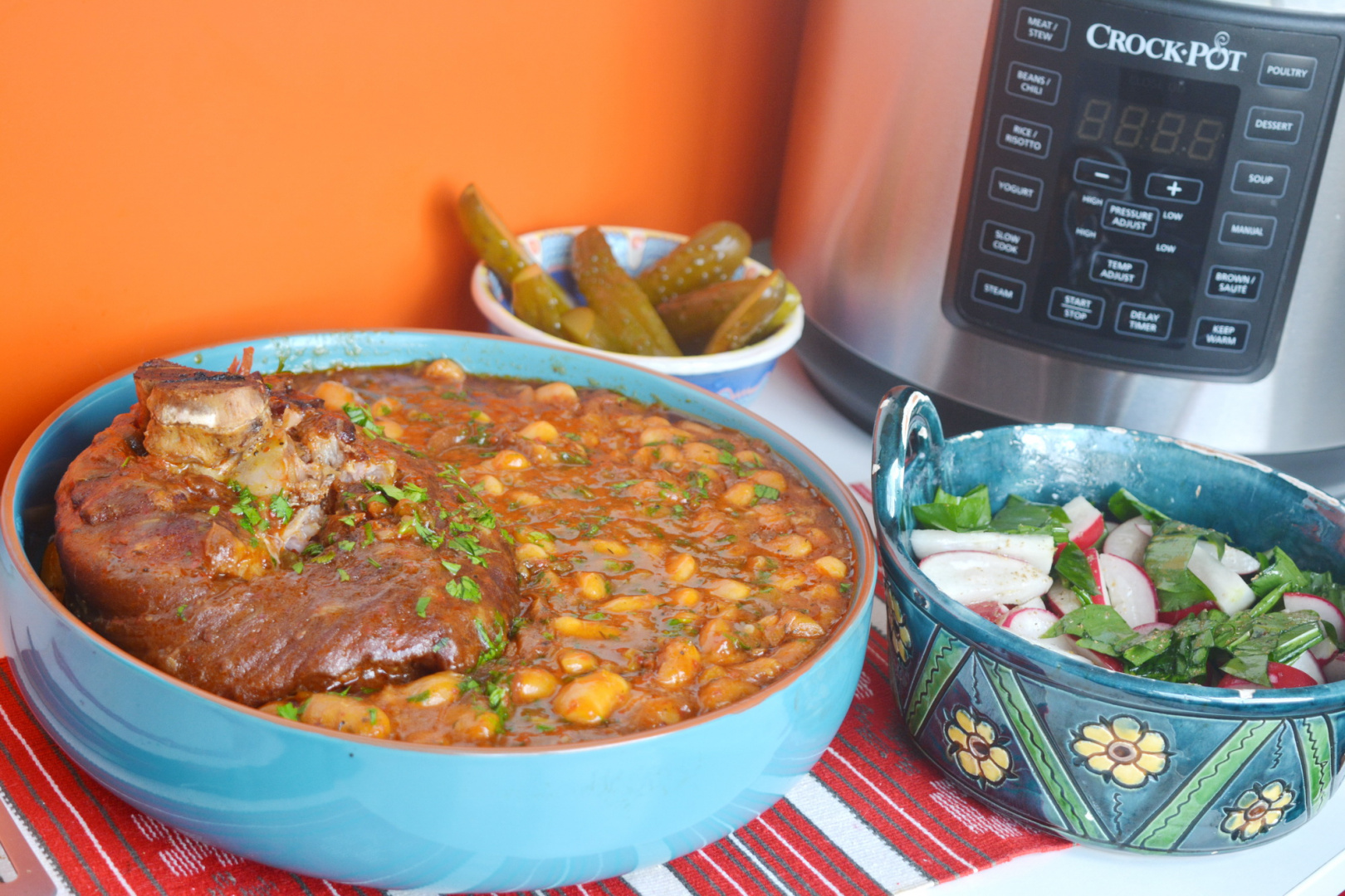 Fasole cu ciolan afumat gatit la Multicooker Crock-Pot Express