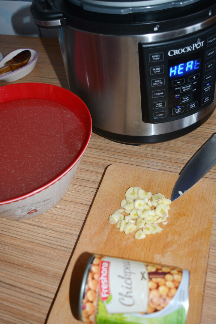 Supa crema de ciuperci cu naut, gatita la Multicookerul Crock-Pot Express