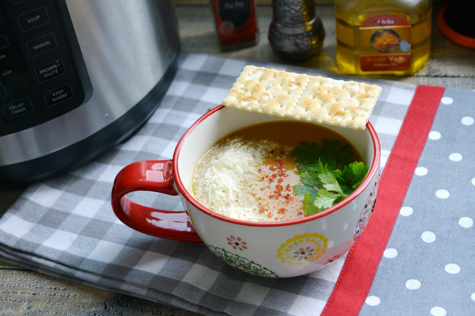 Supa crema de fasole mung,  gatita la Multicookerul Crock-Pot Express