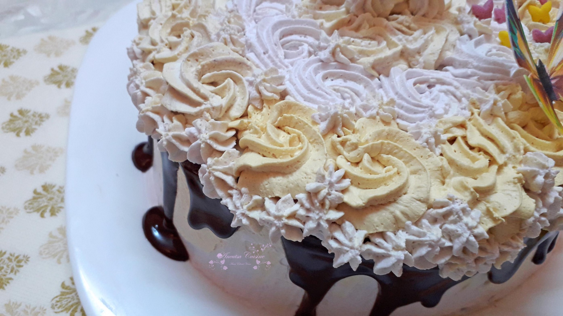 Tort duo, cu nuci, cacao si crema de lamaie