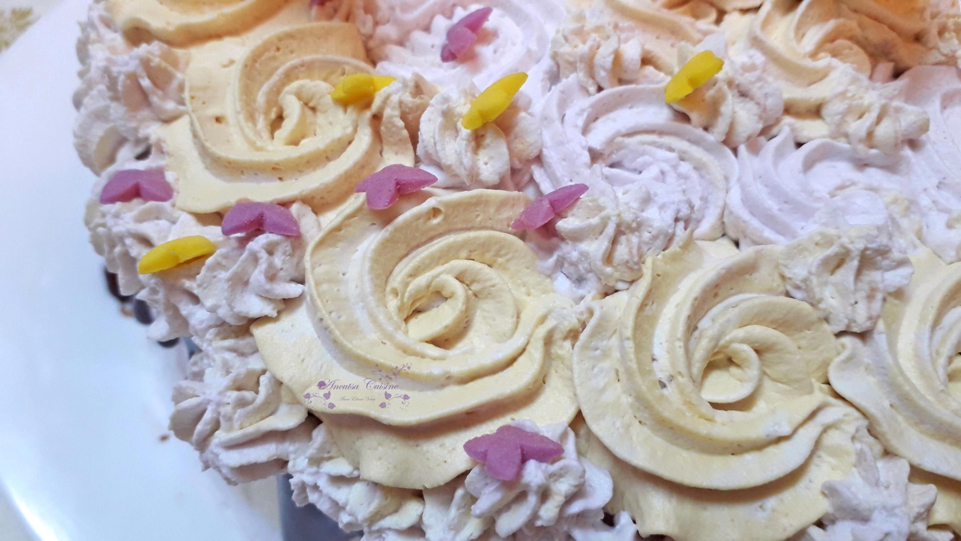 Tort duo, cu nuci, cacao si crema de lamaie