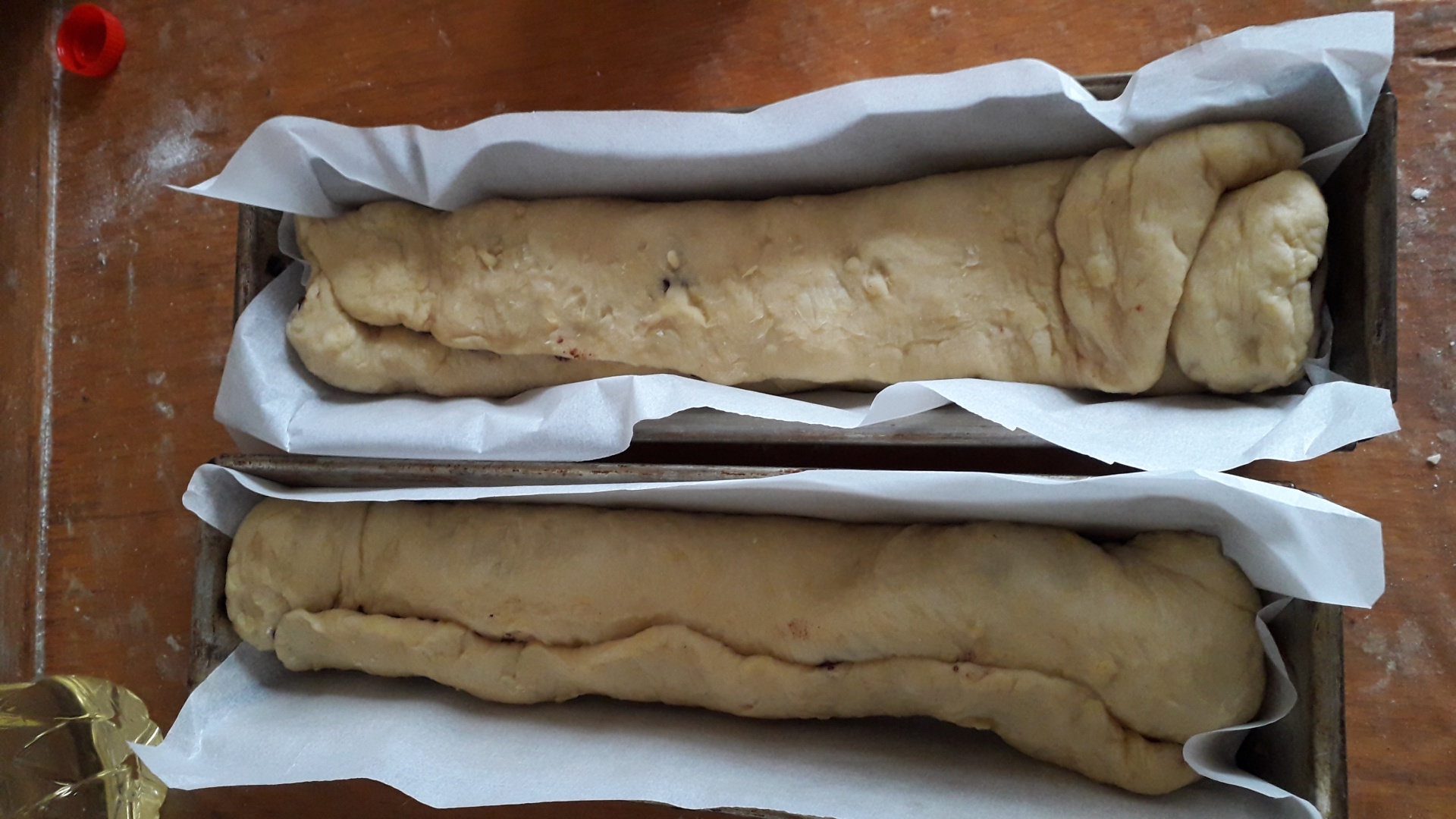 Mini cozonac cu nuca si rahat