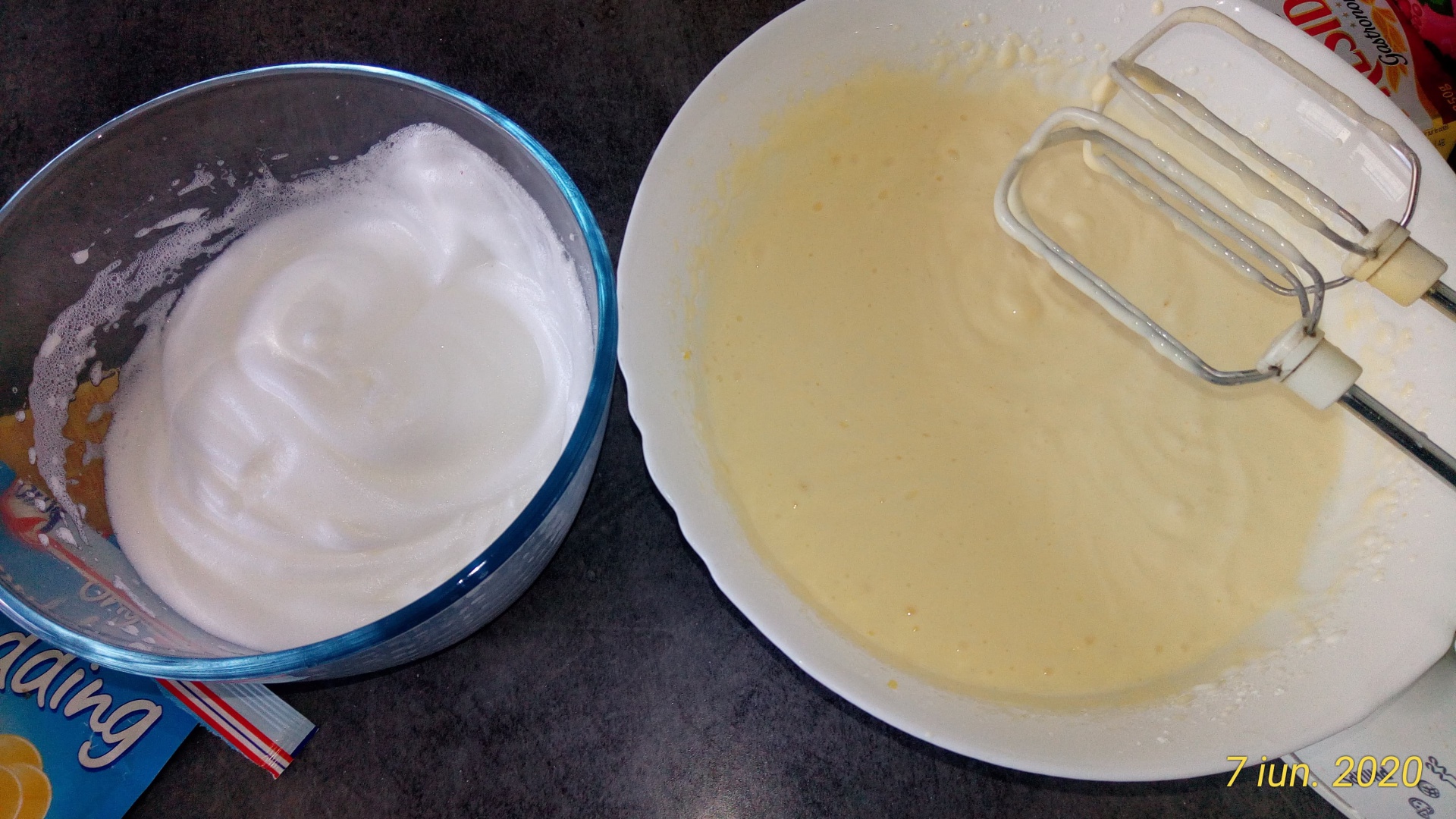 Cheesecake cu aroma de vanilie