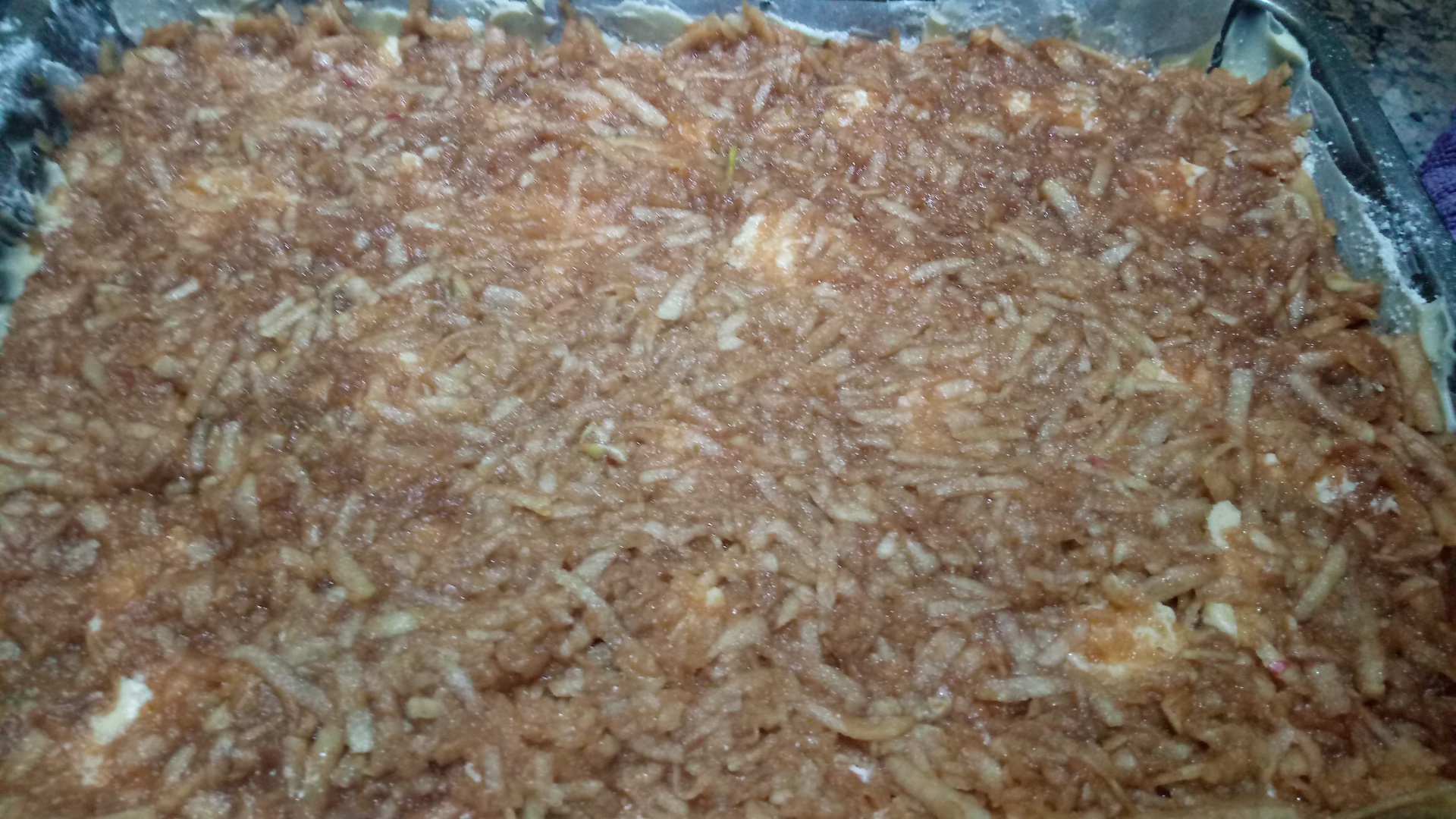 Prajitura cu mere si gris (de post)