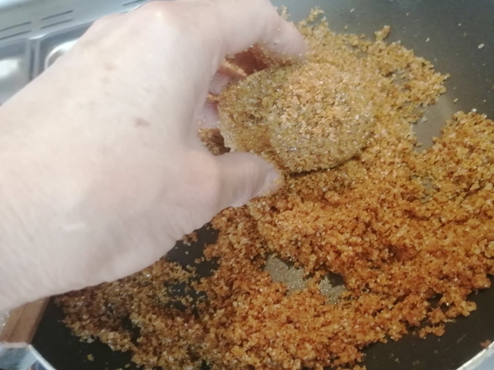 Gomboti cu prune si nuca (galuste cu prune si nuca)