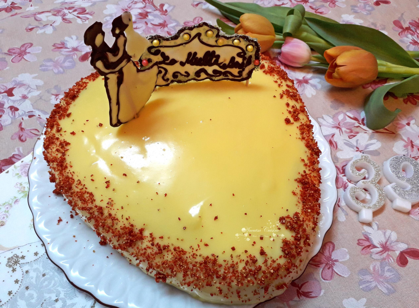 Tort cu nuci si crema de cafea