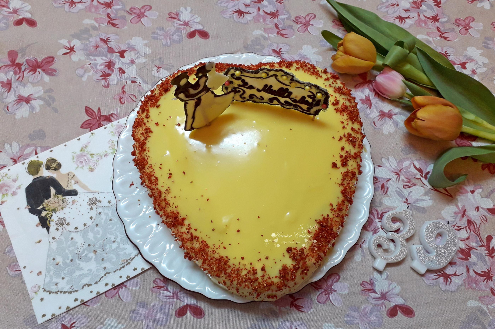 Tort cu nuci si crema de cafea