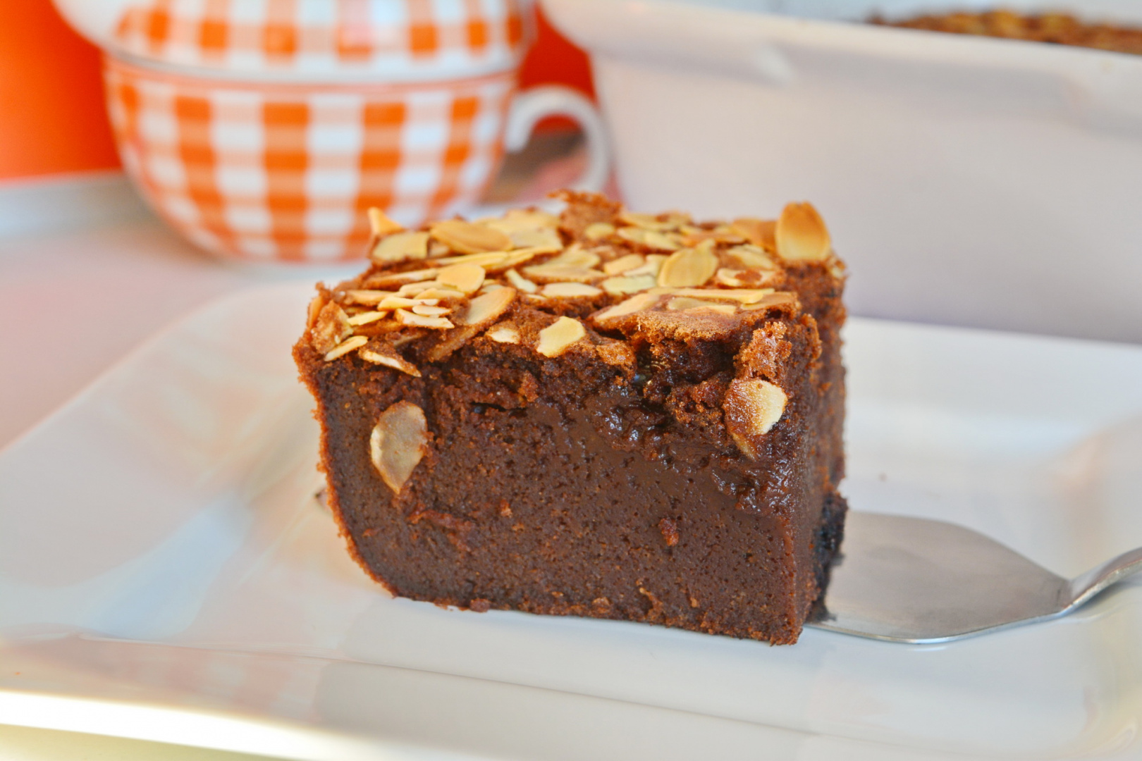 Negresa cu cafea si migdale