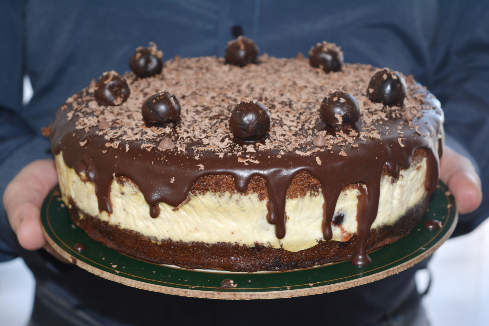 Tort cu cafea, ciocolata si amarene