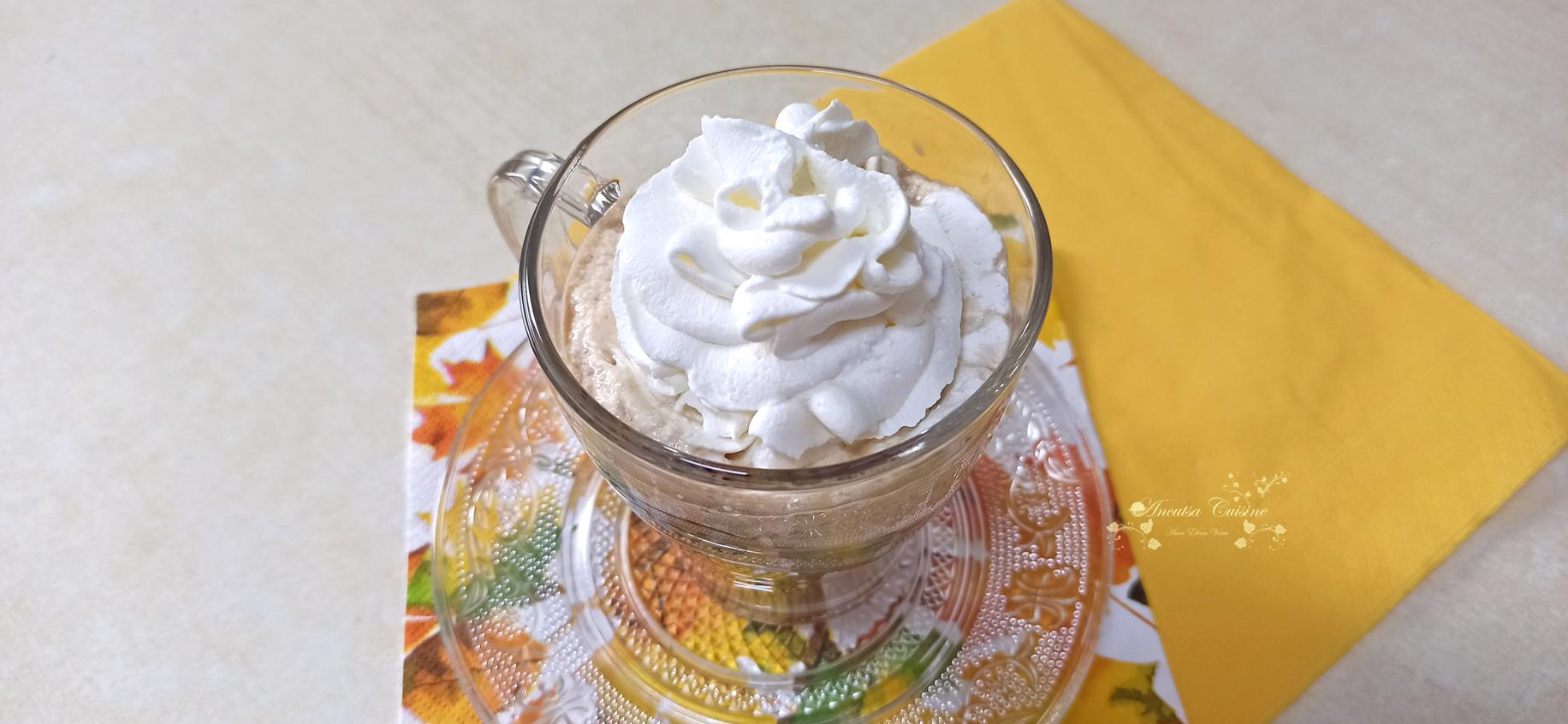Bautura-desert cu Irish Cream, cafea si frisca