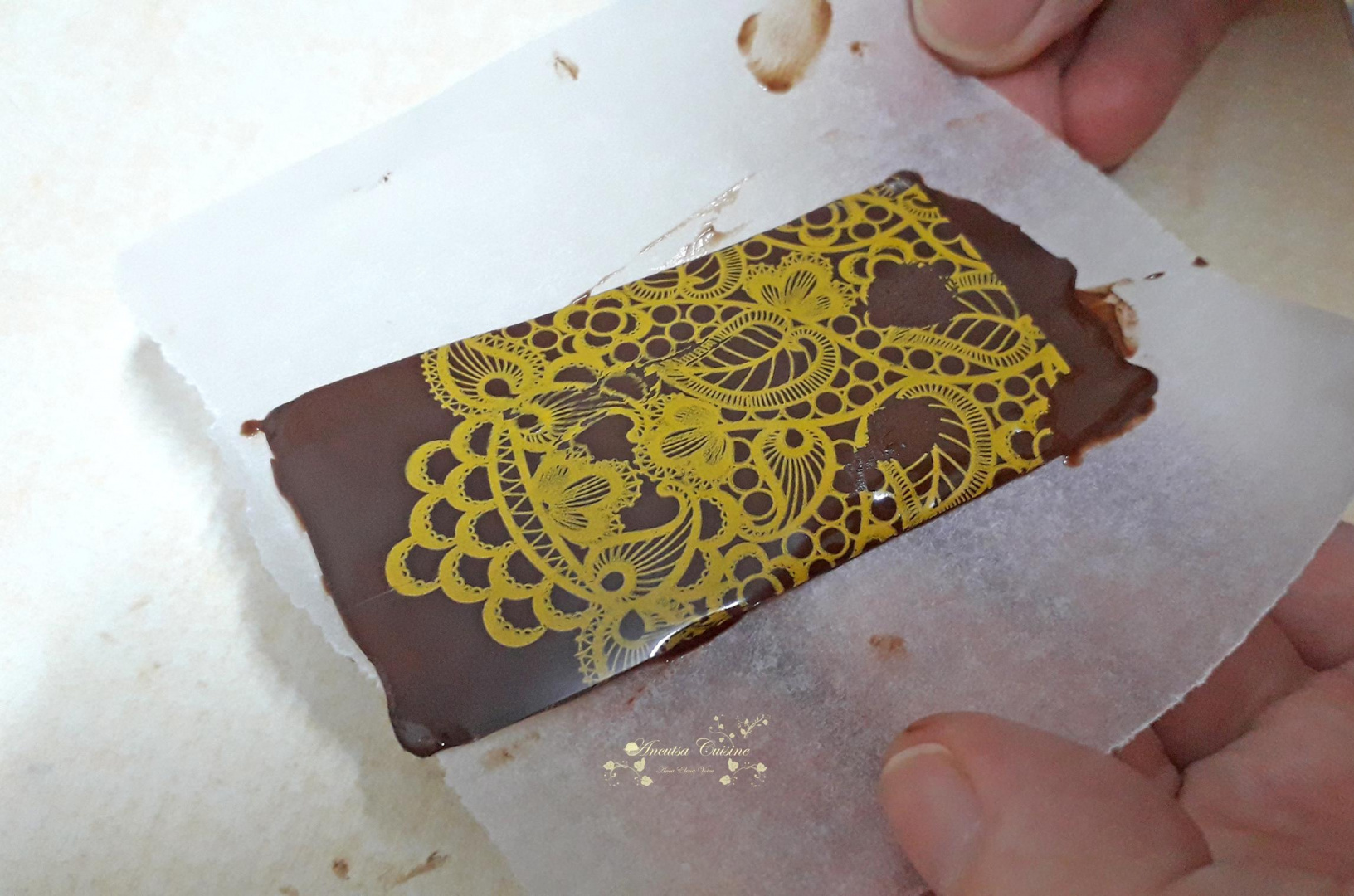 Eclere cu lamaie, ciocolata si cafea