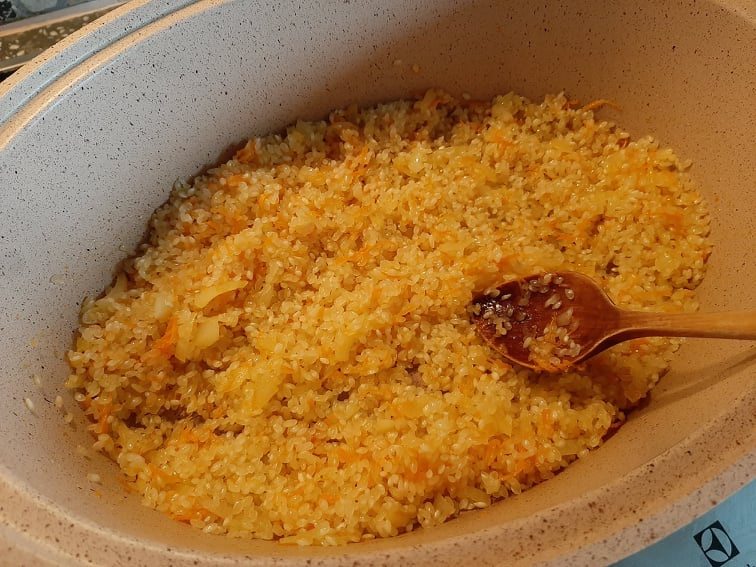 Pilaf de orez cu pui