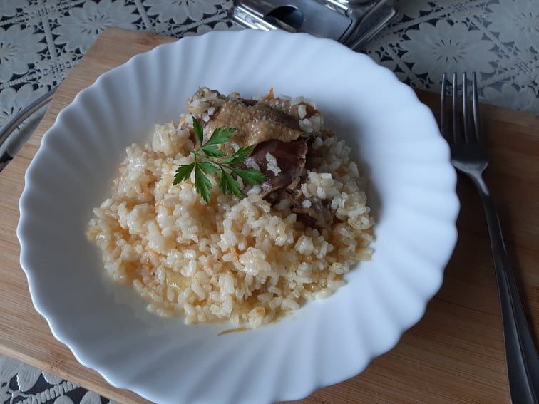 Pilaf de orez cu pui