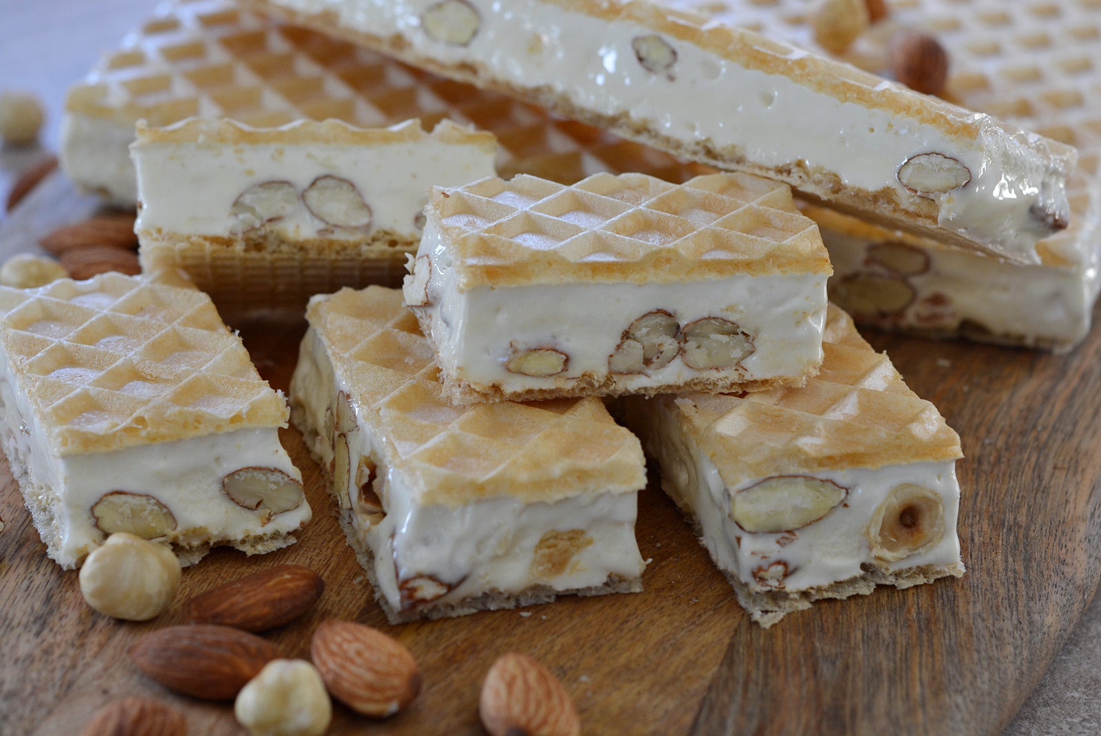 Nuga de casa. Reteta de desert cu gust de copilarie