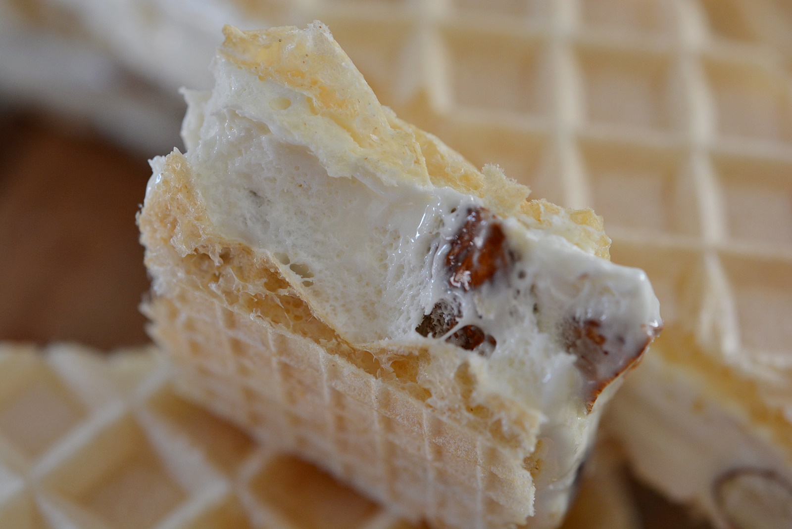 Nuga de casa. Reteta de desert cu gust de copilarie