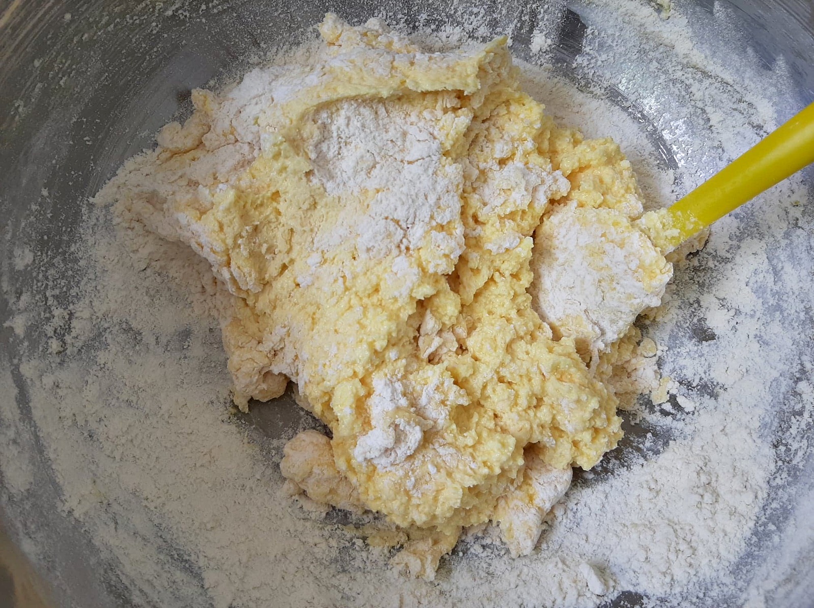 Cosulete pentru mini tarte -  reteta de coji dulci de mini tarte din aluat fraged